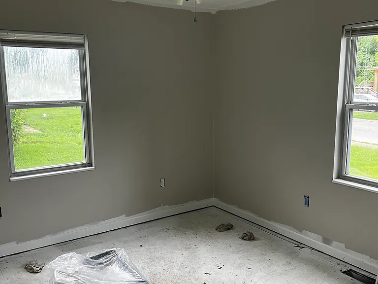 816 Broad St — Photo 9