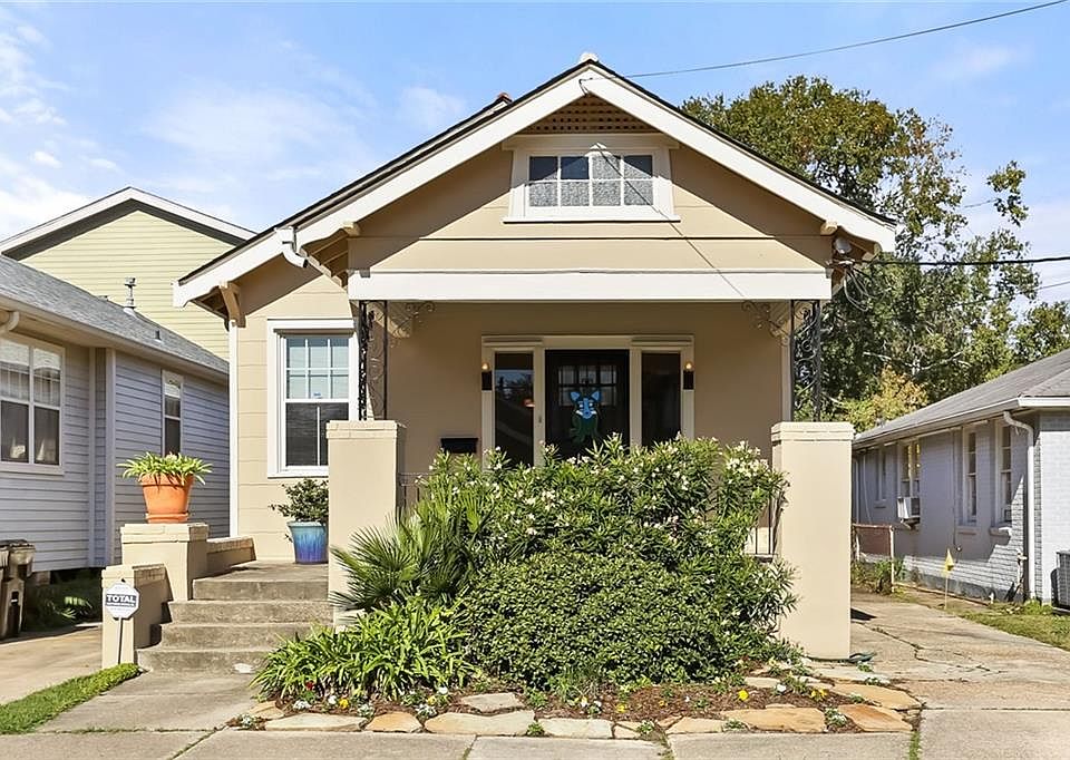 1st image of 743 Louque Pl