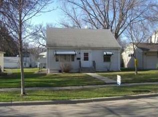 203 South St, Morris, MN 56267