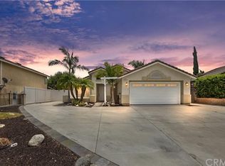 909 Cheyenne Rd, Corona, CA 92878