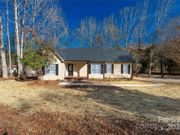 4524 Echols Dr, Sharon, SC 29742