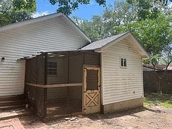 4th image of 759 Cartwright Dr