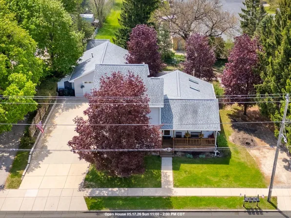 605 Maple St, Palmyra, WI 53156