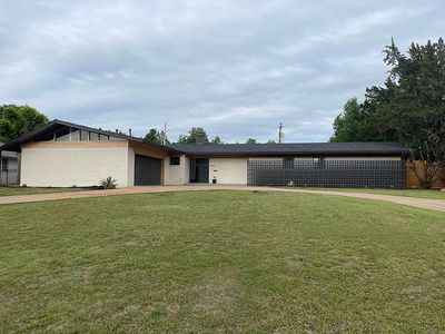 8308 Glenwood Ave, Oklahoma City, OK, 73114
