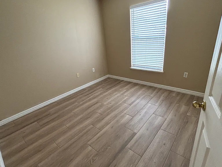 623 Polynesian Ct — Photo 14