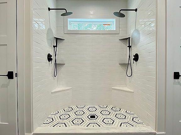Owner’s Walk In Shower