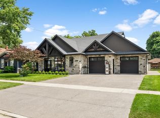 1310 Poisson St, Tecumseh, ON N8N1T4