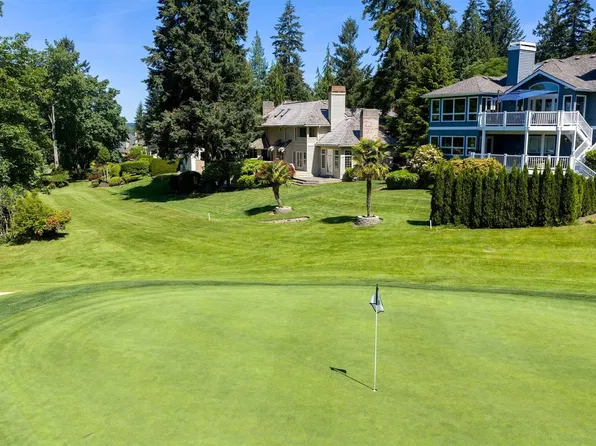13713 209th Avenue NE, Woodinville, WA 98077