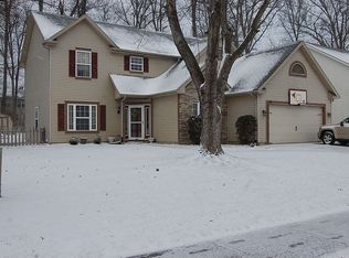 830 Red Oaks Ln, Lafayette, IN 47909