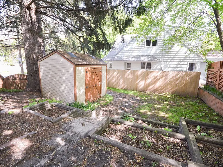 538 14th Ave SW — Photo 21