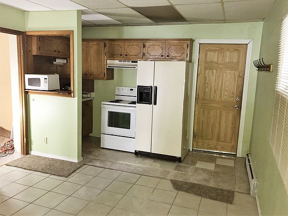2nd image of 3764 E Pulaski Ave
