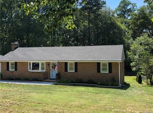 10218 Brittonwood Dr, North Chesterfield, VA 23237