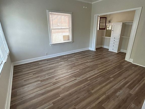 3rd image of 20 Westminster Ave #203