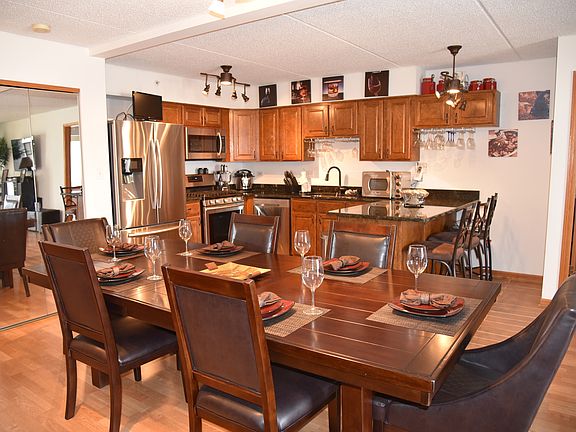 5th image of 4700 N Harlem Ave APT 206