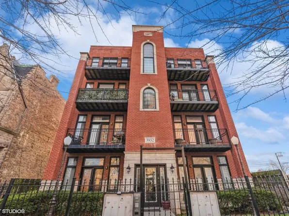 3932 S Lake Park Ave #2N, Chicago, IL 60615