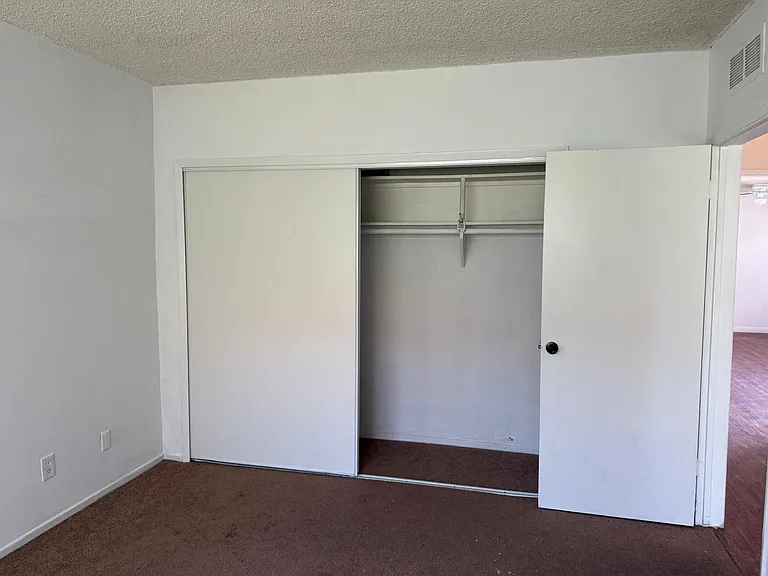 1441 S Shenandoah St #3 — Photo 7