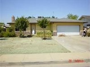 945 Steele Ave, Gustine, CA 95322