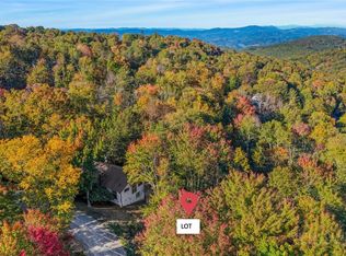 111 Foxgrape Hollow Rd, Banner Elk, NC 28604