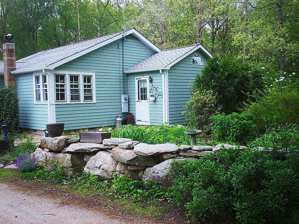 2nd image of 127 Clarks Falls Rd