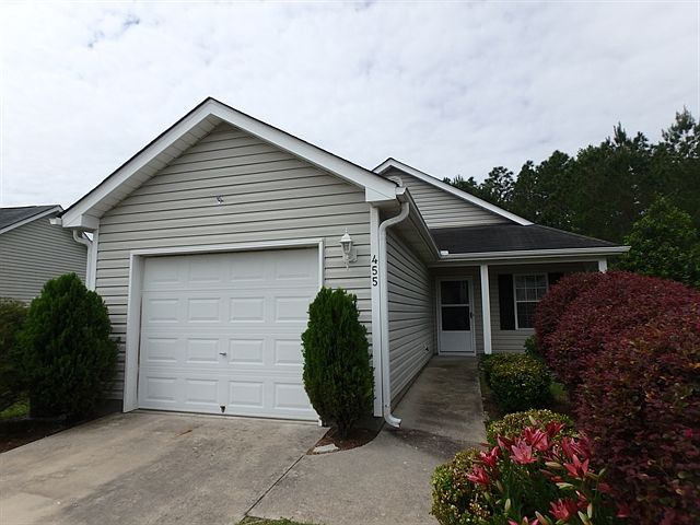 1st image of 455 Maple Branches Dr SE