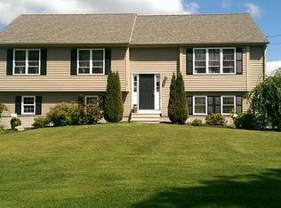 98 Cortis Rd, Dudley, MA 01571