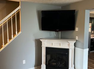 204 5th St, Grottoes, VA 24441