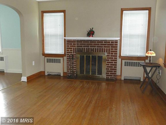 5th image of 10 W Chatsworth Ave