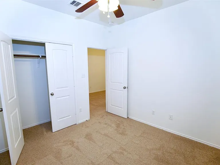 264 Vermillion Marble Trl — Photo 14