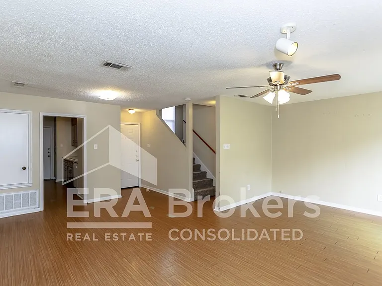 4506 Lago Cir #A — Photo 6