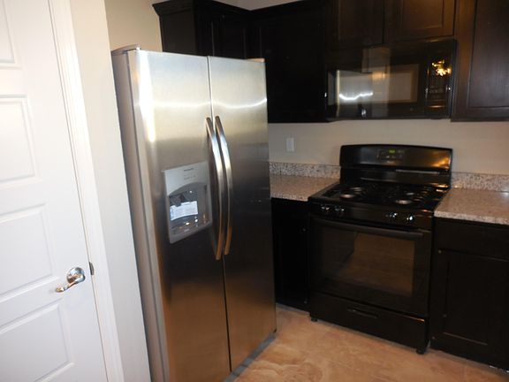 5th image of 11605 Flor Cedro Pl