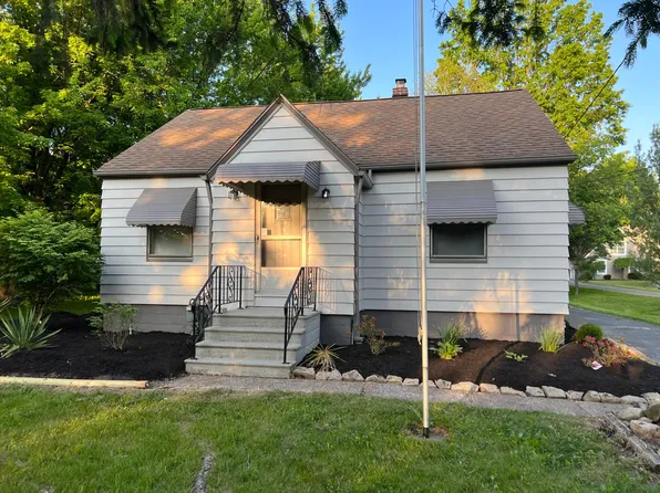 3245 Bradley Rd, Westlake, OH 44145