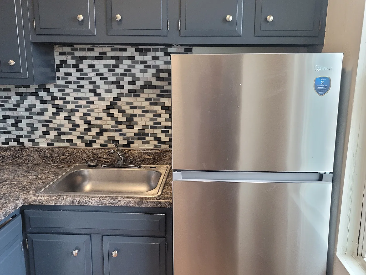 3 bed, $1,495 — Photo 2