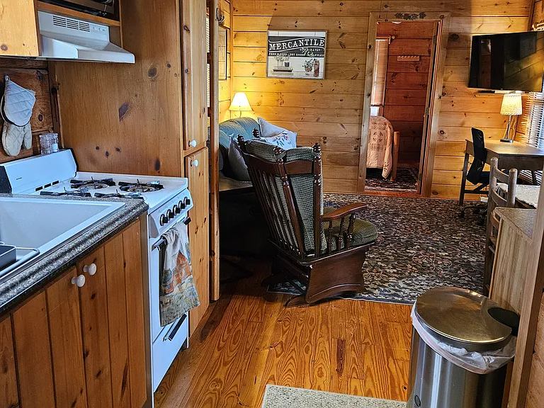 Kitchen cooking area