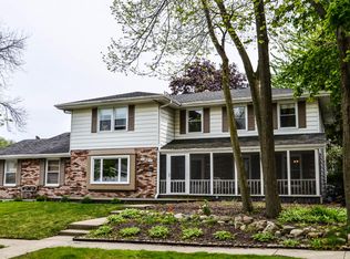4213 Teakwood Ct #4213, Greendale, WI 53129