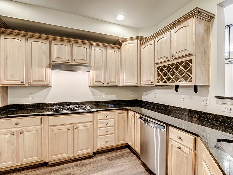 7119 Mason Grove Ct — Photo 8