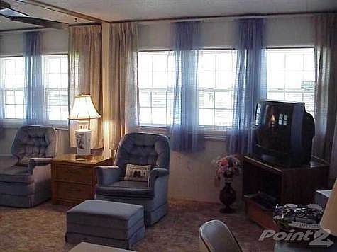 4th image of 205 50th Avenue Dr W