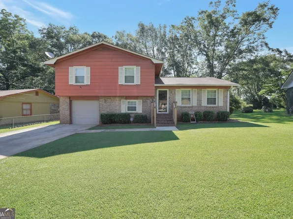 406 Westchester Dr, Barnesville, GA 30204