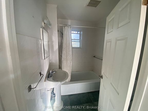 5th image of 97 E Galloway Rd