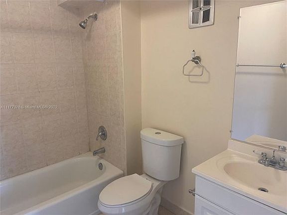 3rd image of 8040 Colony Cir N APT 106