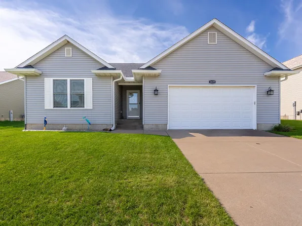 1629 W 71st St, Davenport, IA 52806