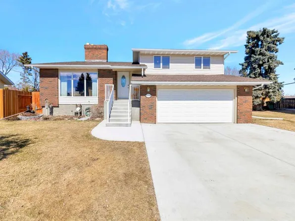 5204 S 38th St, Lloydminster, AB T9V 1T3