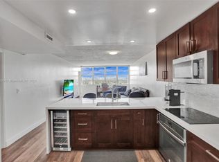 1351 NE Miami Gardens Dr APT 1602E, Miami, FL 33179