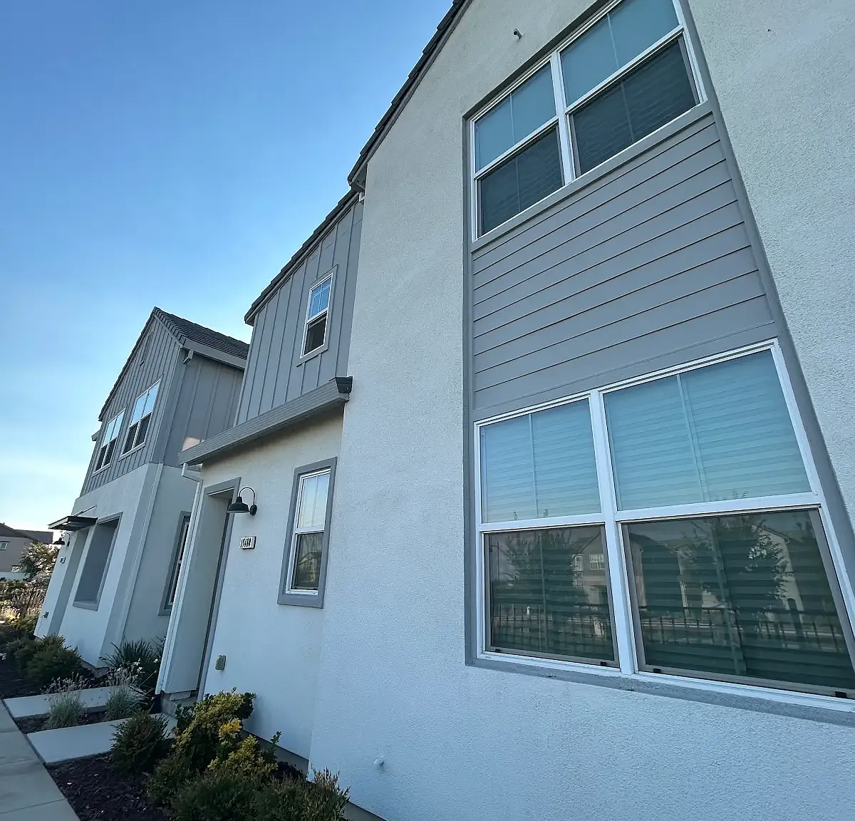 4 bed, 1488 sqft, $3,100 — Photo 3