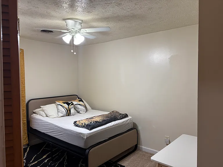 2309 Alabama Ave — Photo 10