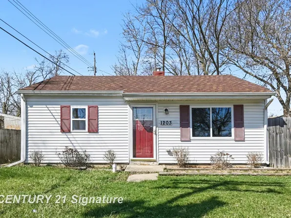 1203 Warwick Dr, Lansing, MI 48910