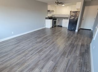 664 1/2 W 12th St #201, San Pedro, CA 90731