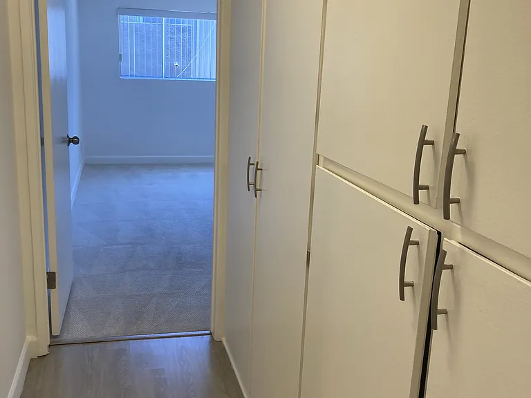 1236 Amherst Ave — Photo 21