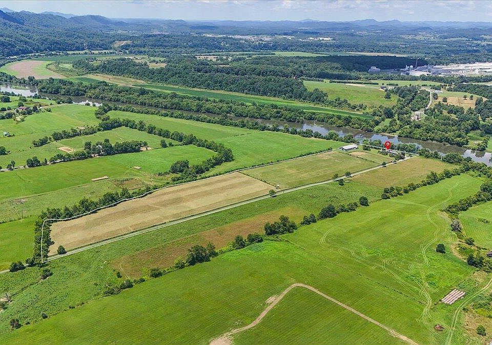 91st image of 628 Christian Bend Rd