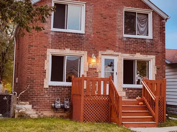 1578 Chestnut St, Wyandotte, MI 48192