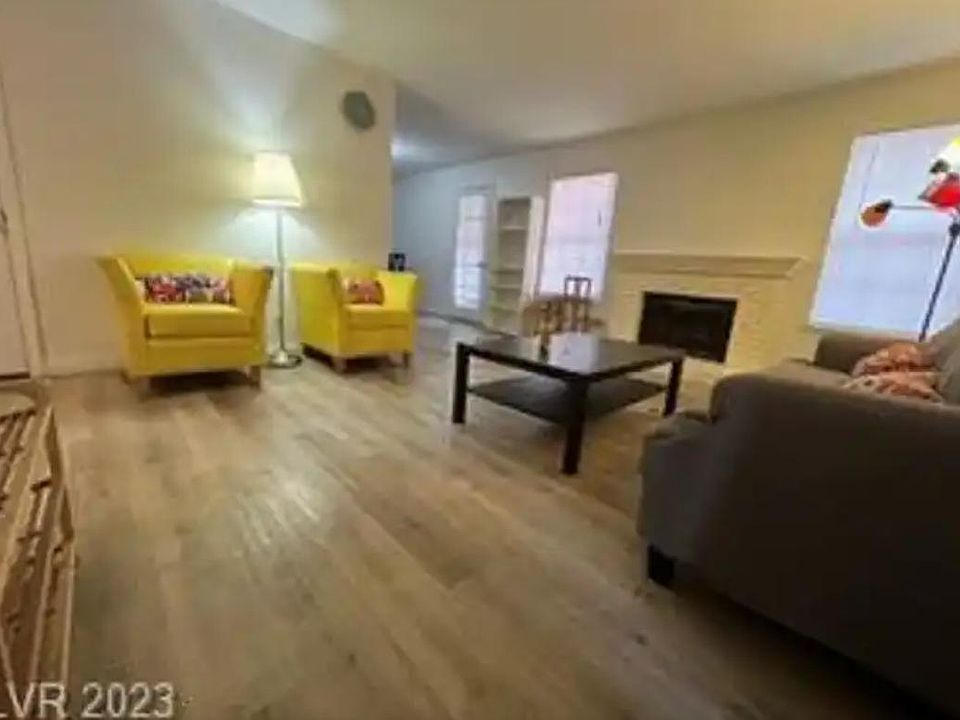 5576 W Rochelle Ave APT 8C, Las Vegas, NV 89103 | Zillow